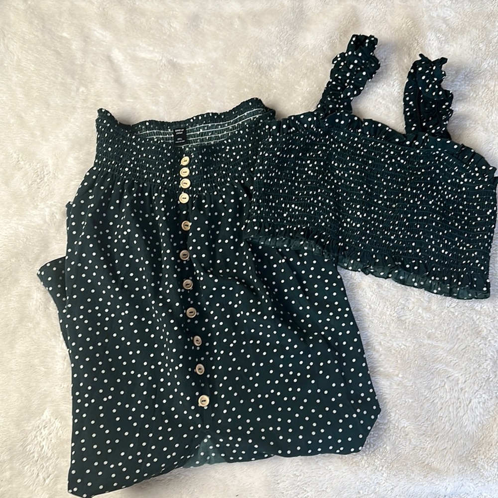 SHEIN Plus Polka Dot Frill Trim Cami Top & Split Hem Skirt Set
